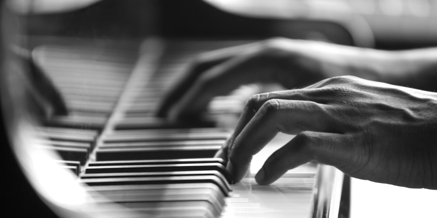 Berufe mit Geschichten - Klavierspieler auf TikTok