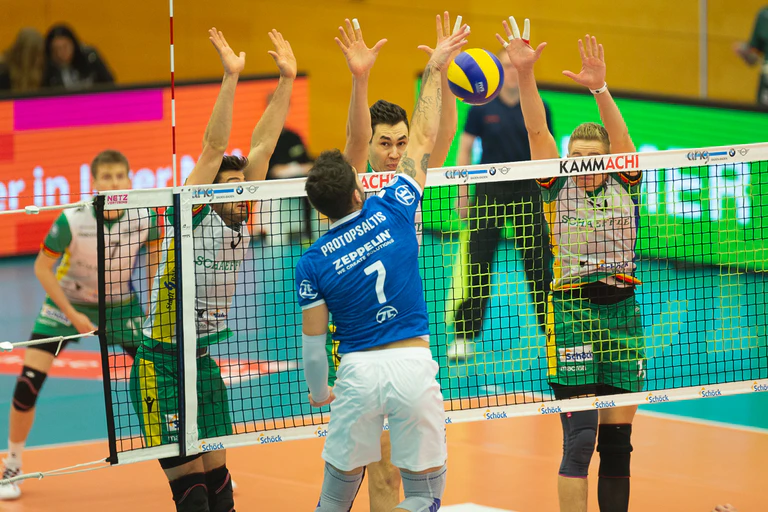 — © Volleyball Bisons Bühl
